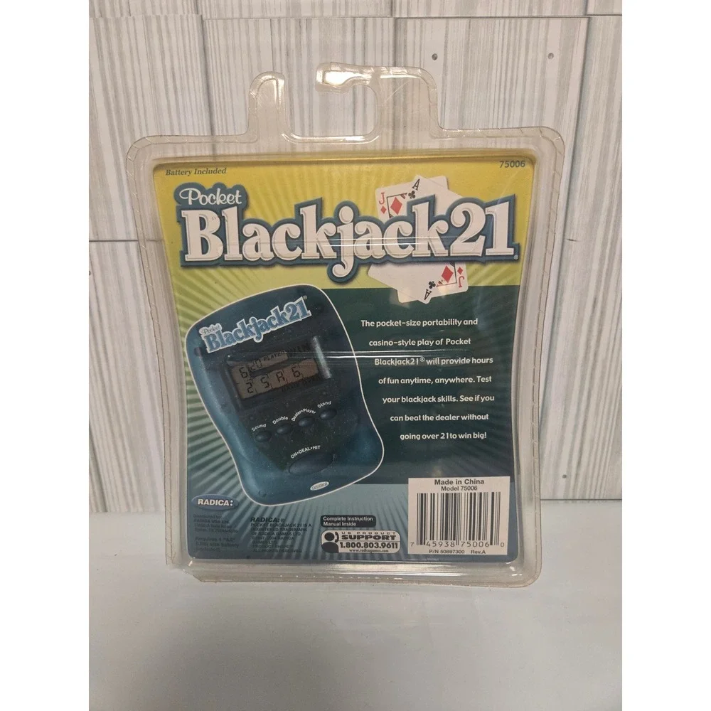 Pocket Blackjack 21 Handheld Electronic‎ Game Radica Casino Style New